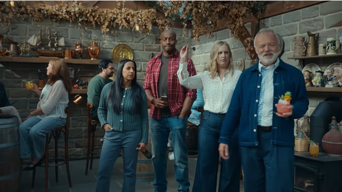 where is the neighbourhood filmed, graham norton, filming location of the neighbourhood, where was the neighbourhood filmed, 