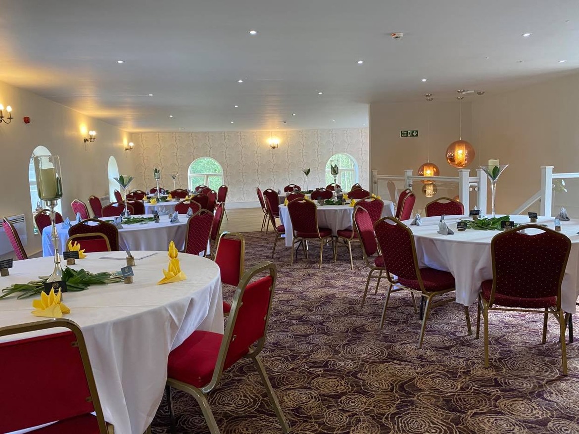wedding venue, group venue, wedding organiser,Group venue, meeting hall, event space, exclusive use, corporate stay, corporate event, Group events, Peak Venue, Peak Venues, Peak District Venues, Group events, Peak Venue, Peak Venues, Peak District Venues,